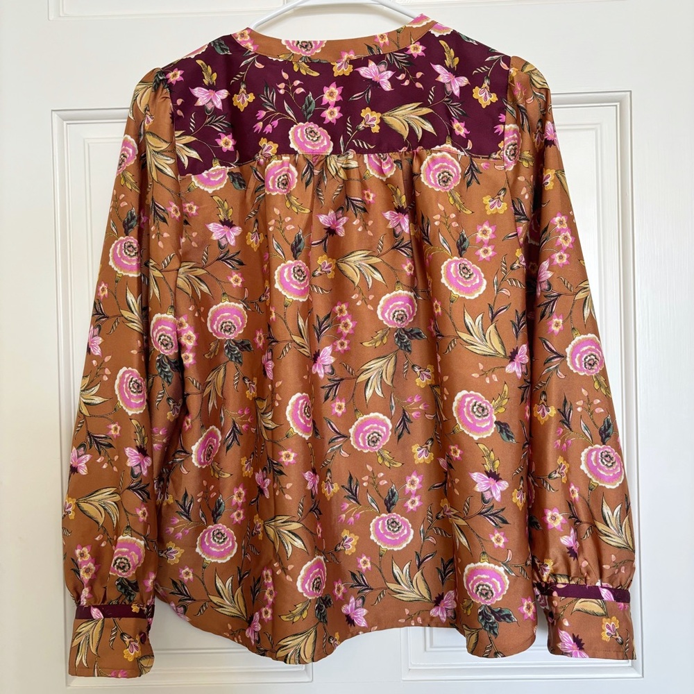 LOFT Women's Blouse, Size MP, Petite, Tan and burgundy, floral, long sleeves - Picture 8 of 8